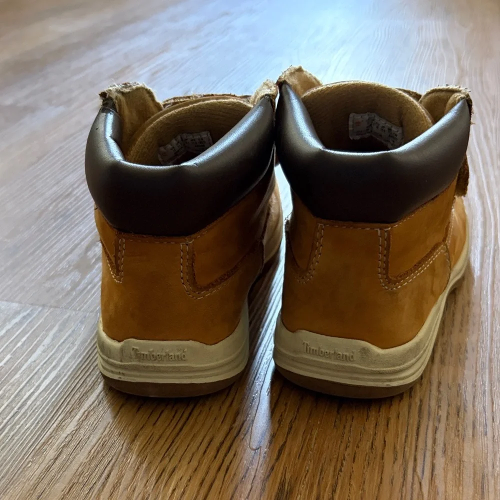 Timberland Kids Brown Boots - Picture 2 of 7